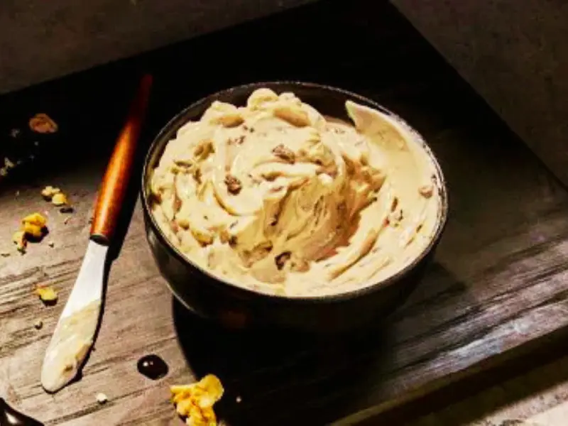 Honey Walnut Cream Cheese Spread Tub 8 oz