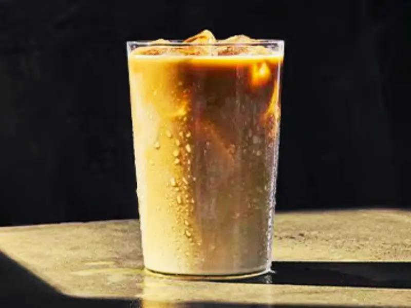 Iced Caffe Latte